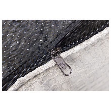 Designed by Lotte Hondenkussen Maze Essence Lichtgrijs