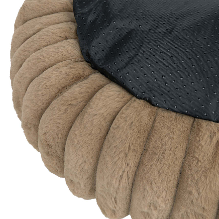 District 70 Kattenmand Ribba Brown